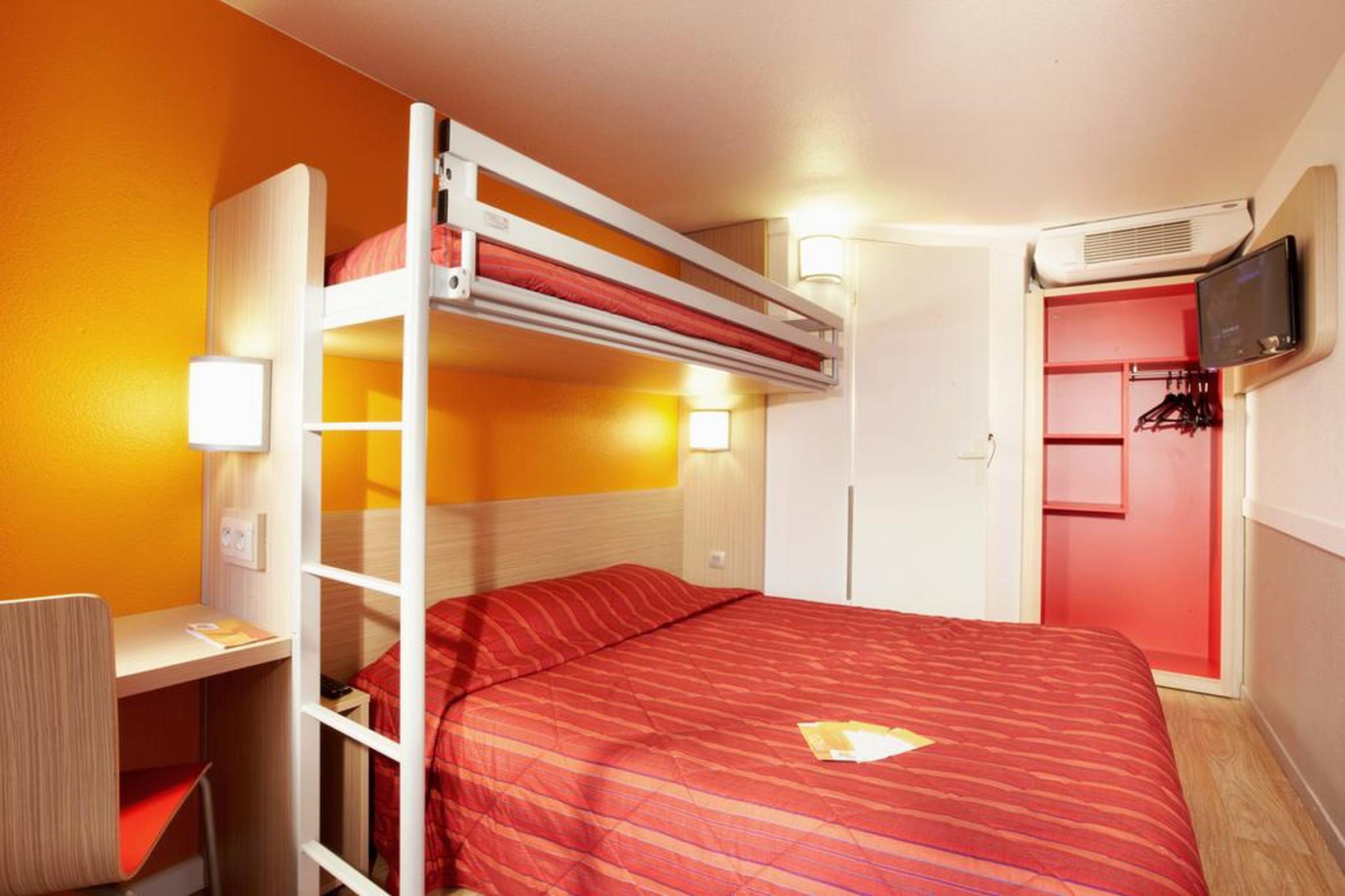 Premiere Classe Paris Ouest - Nanterre - La Defense Kültér fotó