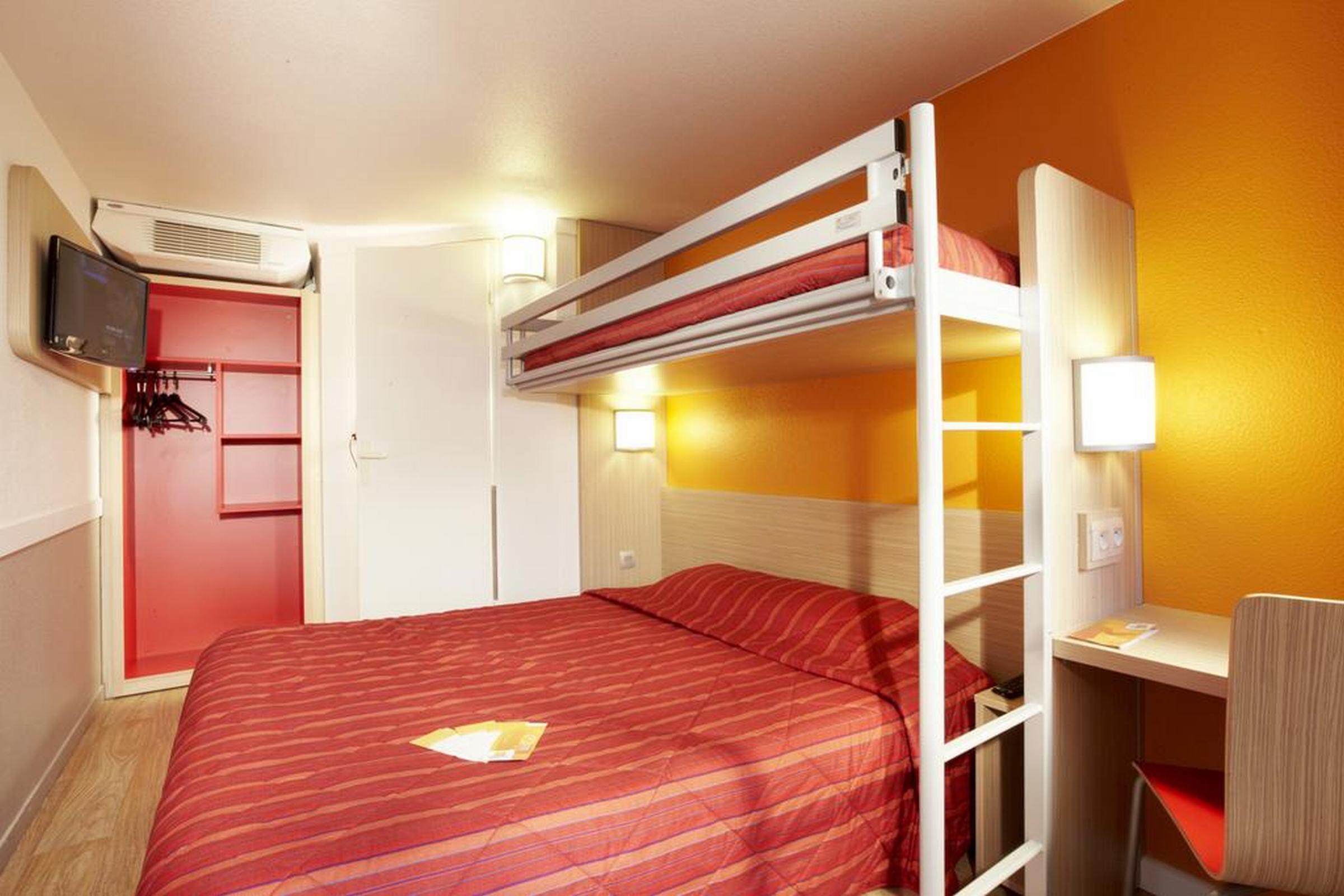 Premiere Classe Paris Ouest - Nanterre - La Defense Kültér fotó