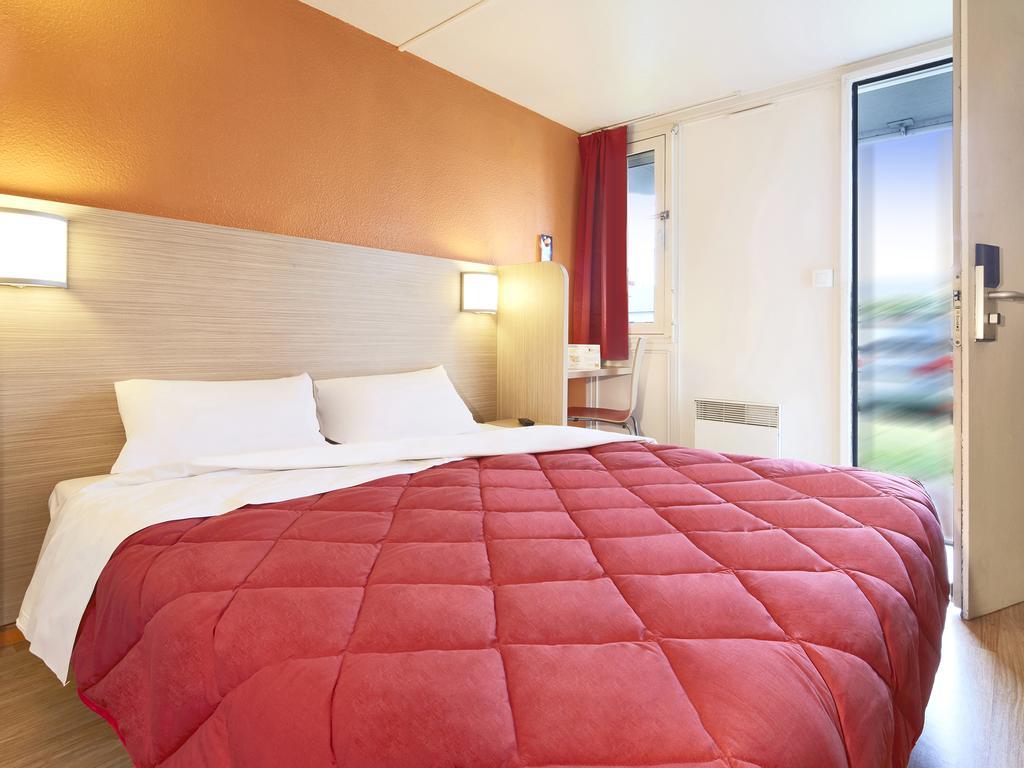 Premiere Classe Paris Ouest - Nanterre - La Defense Kültér fotó
