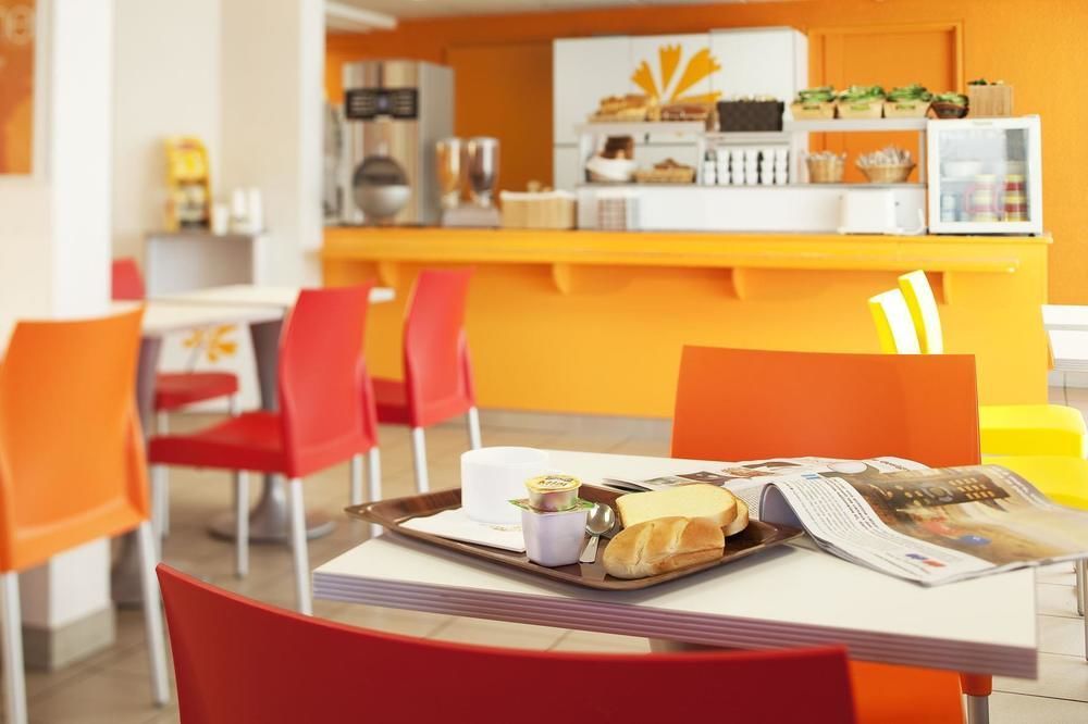 Premiere Classe Paris Ouest - Nanterre - La Defense Kültér fotó