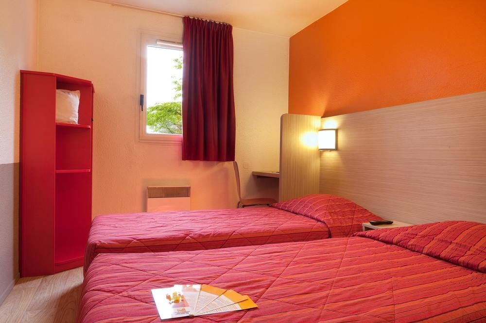 Premiere Classe Paris Ouest - Nanterre - La Defense Kültér fotó