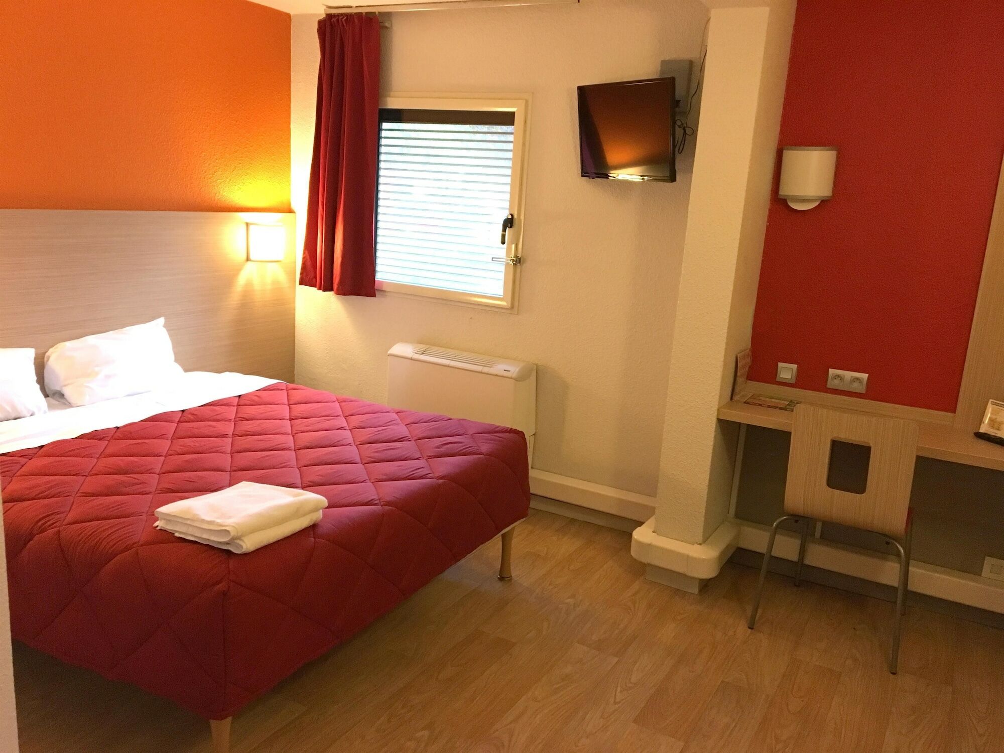 Premiere Classe Paris Ouest - Nanterre - La Defense Kültér fotó